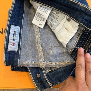 AG skinny Jeans